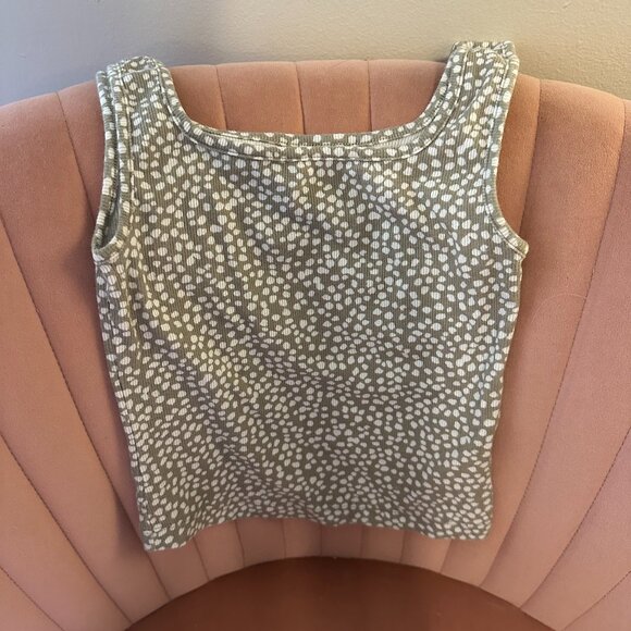 Tank - Picture 1 of 1